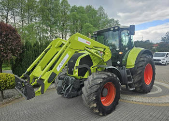 ciągniki Claas AXION 810 CMATIC AXION 810 CMATIC | 2012 | Przedni TUZ / Ła…