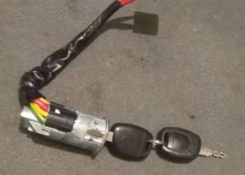 Stacyjka z kluczykiem Clio II