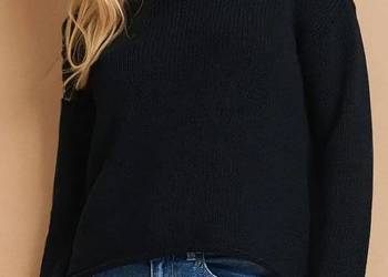 czarny sweter Sinsay