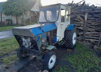 Traktor 1 cyl silnik diesla