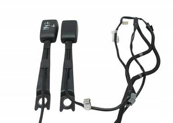 ZAPINKA PASA BEZPIECZEŃSTWA LEWY PRAWY PRZÓD KPL E15  Toyota Auris I