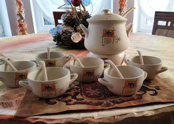 Komplet stołowy z kamionki