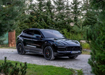 Porsche Cayenne GTS / Sport Design / Black Edition / 4.0 V8 / 460hp / Full…