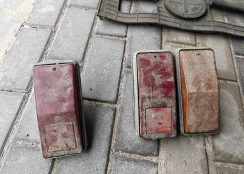 Fiat 125p, lampy tylne, stary typ