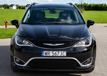 Chrysler Pacifica 3.6 2018 bardzo ładny stan MAŁY PRZEBIEG 106 tys km