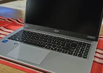 Laptop Acer Extensa EX215-57-TCO