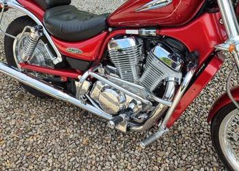 Suzuki Intruder 800