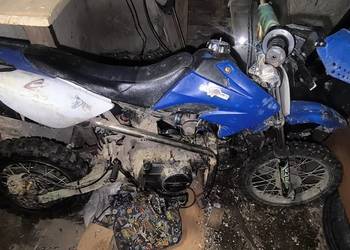 Sprzedam Crossa 125cc BFD-A {NIE loncin mrf kayo asix } sprzedam jak stoi