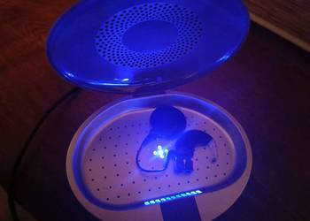 Sprzedam ładowarkę i osuszacz do procesora mowy