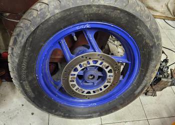 Kawasaki GPX 600 koło tył tylne tylnie opona GPX600 GPZ felga tarcza tylna