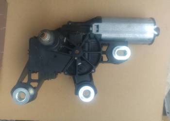 VW Passat B5 silniczek wycieraczki tył kombi 8L0955711B