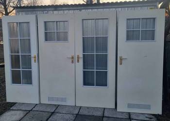 Drzwi wewnętrzne prawe / lewe z przeszkleniem i klamkami