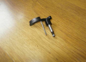 Gramofon UNITRA G 8010 winda 1szt.