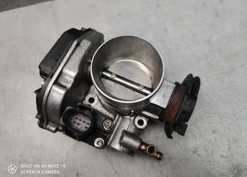 Przepustnica VW  1.6 B 06A133064J