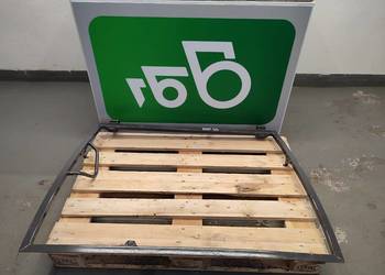 Ramka szyby przedniej G716810040051 Fendt 714 Vario