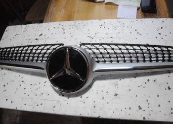Mercedes-Benz C W205 Coupe gril atrapa A.2.0.5.8.8.8.1.1.0.0