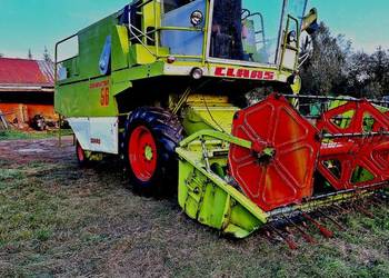 Claas Dominator 56