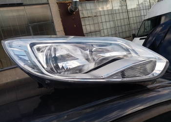Lampa orginal przod ford focus 2011 2014 po lifcie