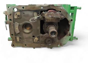 Przekładnia WOM R126011 R329519 John Deere 6120R