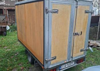 Przyczepka samochodowa kontenerowa