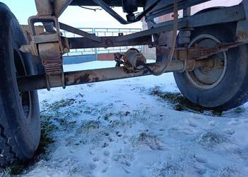 Oś hamowna do przyczepy