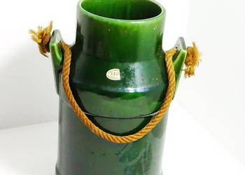 Kanka ceramiczna ze sznurkiem dekoracyjne naczynie o rustykalnym charakterz Kanka ceramiczna ze sznurkiem dekoracyjne naczynie o rustykalnym charakterz