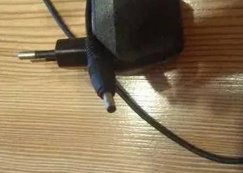 ładowarka do telefonu nokia z grubym bolcem