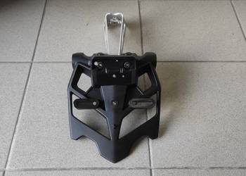 Mocowanie tablicy Yamaha R1 RN22