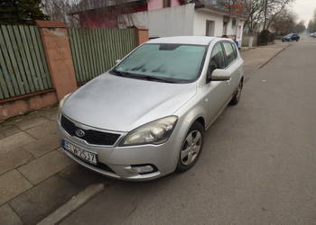 Kia Ceed 2011