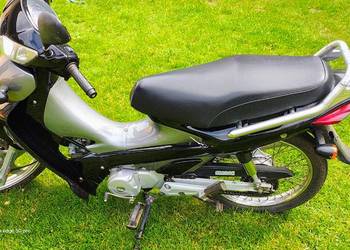 Skuter motorower
