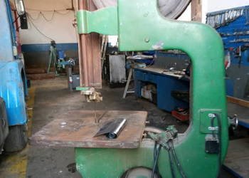 Piła taśmowa pionowa Bauerle MaschinenKaul Dusseldorf