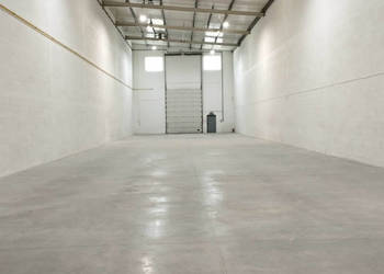 Oferta wynajmu lokalu Wola Mrokowska Szkolna 600m2