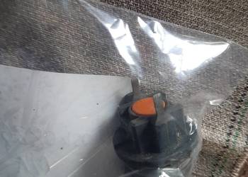 FORD WTRYSKIWACZ WTRYSK PALIWA MONOWTRYSK 0280150600