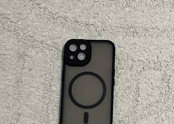 Czarne przezroczyste etui MagSafe do iPhone 14