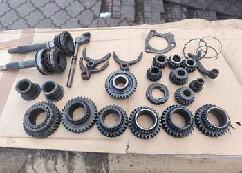 Polonez FSO kola zębate wałek sprzęgła widełki