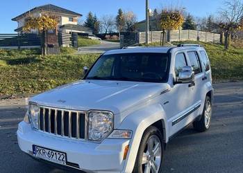 Jeep Liberty 3.7 Limited Jet Edition 2012 V6 210KM