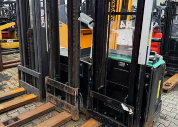 paleciak elektryczny z masztem MITSUBISHI 1600kg podnoszenie 2.5m 2017