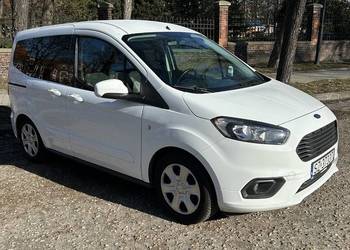 Ford Tourneo Courier 2021, 1,5 diesel, stan bdb.