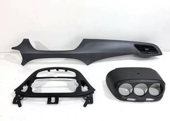 LISTWY DEKOR OPEL CORSA E 39050125 Hatchback WYKOŃCZENIE