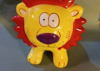 Urocz ceramiczna skarbonka " Żółty Lew " z gumową zatyczkę od spodu - XL