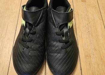 Buty Kipsta do piłki nożnej rozmiar 33
