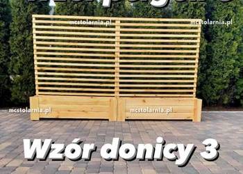 Donica z pergolą płot lamelowy