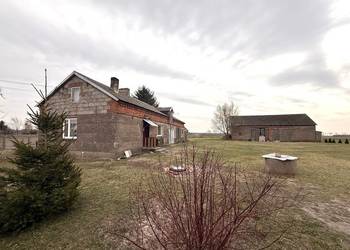 Dom z potencjałem i dużym zapleczem – Łączewna, gm. Przedecz!