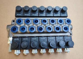 Rozdzielacz hydrauliczny 7 sekcji 12v