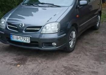 Nissan Almera tino