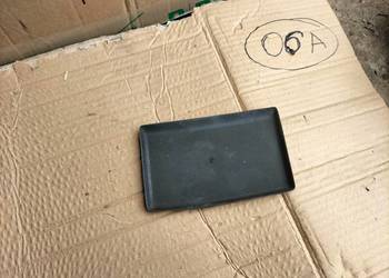 POLO 4 9N 6Q0858168 WKŁADKA GUMA ANTYPOŚLIZGOWA SCHOWKA KONSOLI