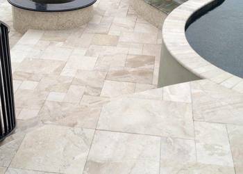 Płytki Marmur Queen Beige bębnowany komplet 0,742 m2