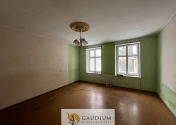 Kamienica w centrum Gniewu z ogródkiem i garażem