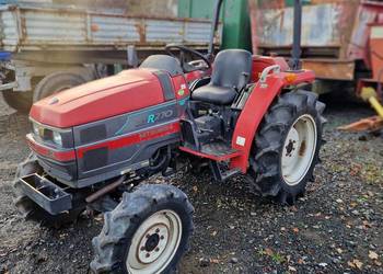 traktorek 4x4 Mitshubishi MTR270