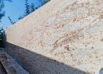 Parapety granitowe i  marmurowe na wymiar